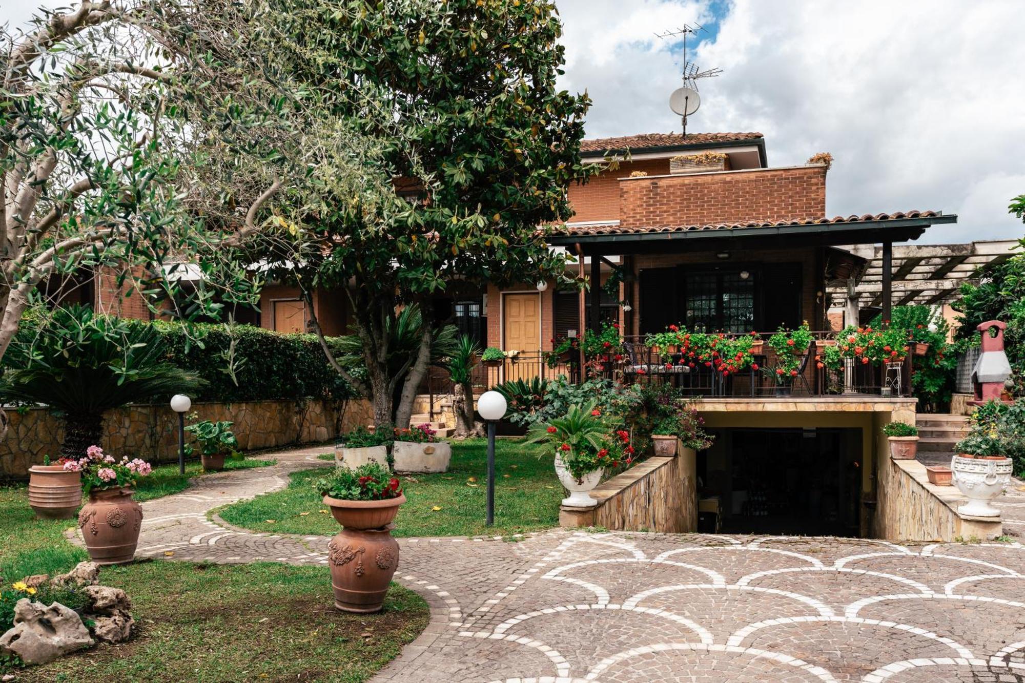 Guest house La Fragola Rome